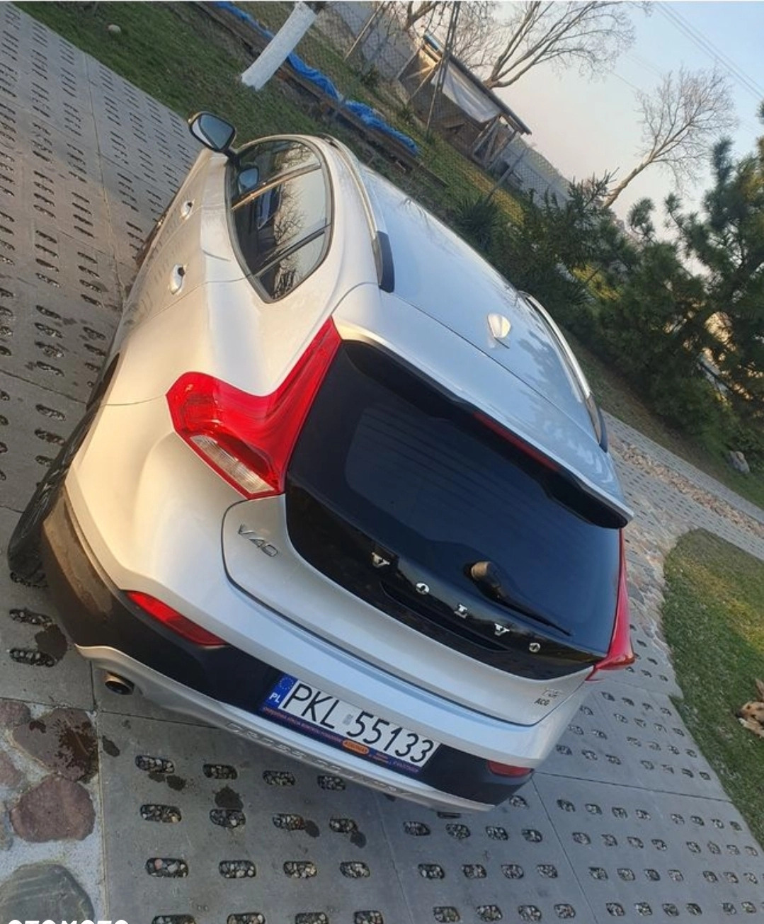 Volvo V40 cena 79000 przebieg: 64000, rok produkcji 2018 z Kłodawa małe 211